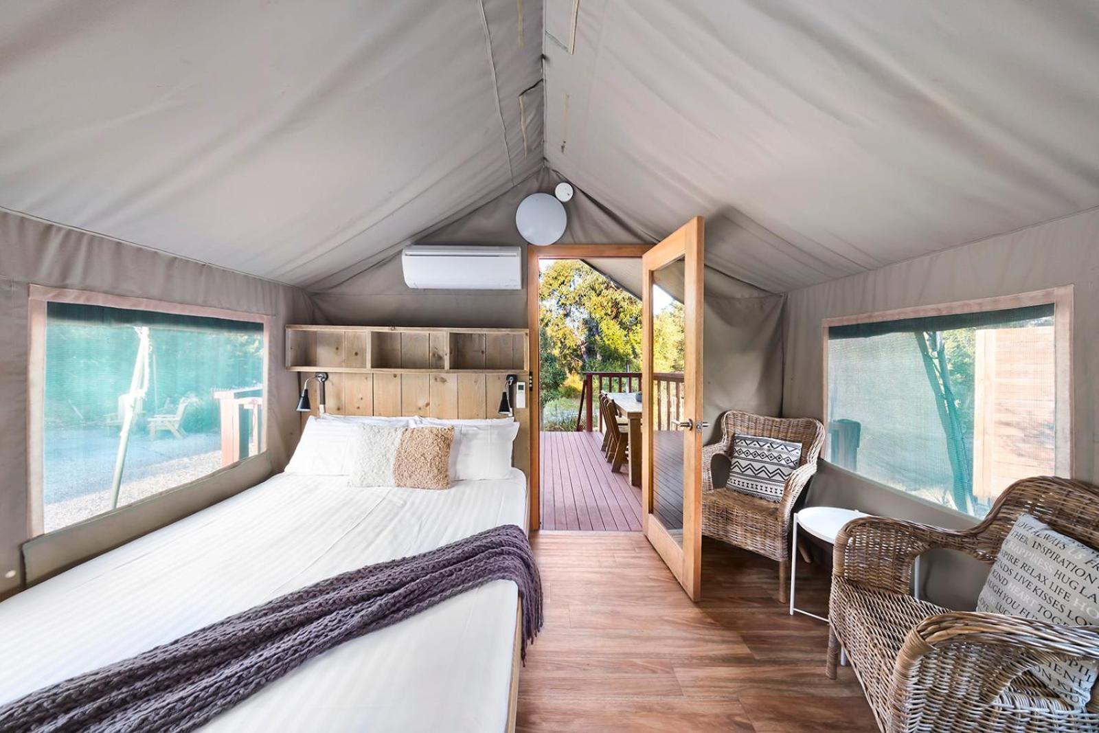 Scamander Sanctuary Holiday Park ภายนอก รูปภาพ