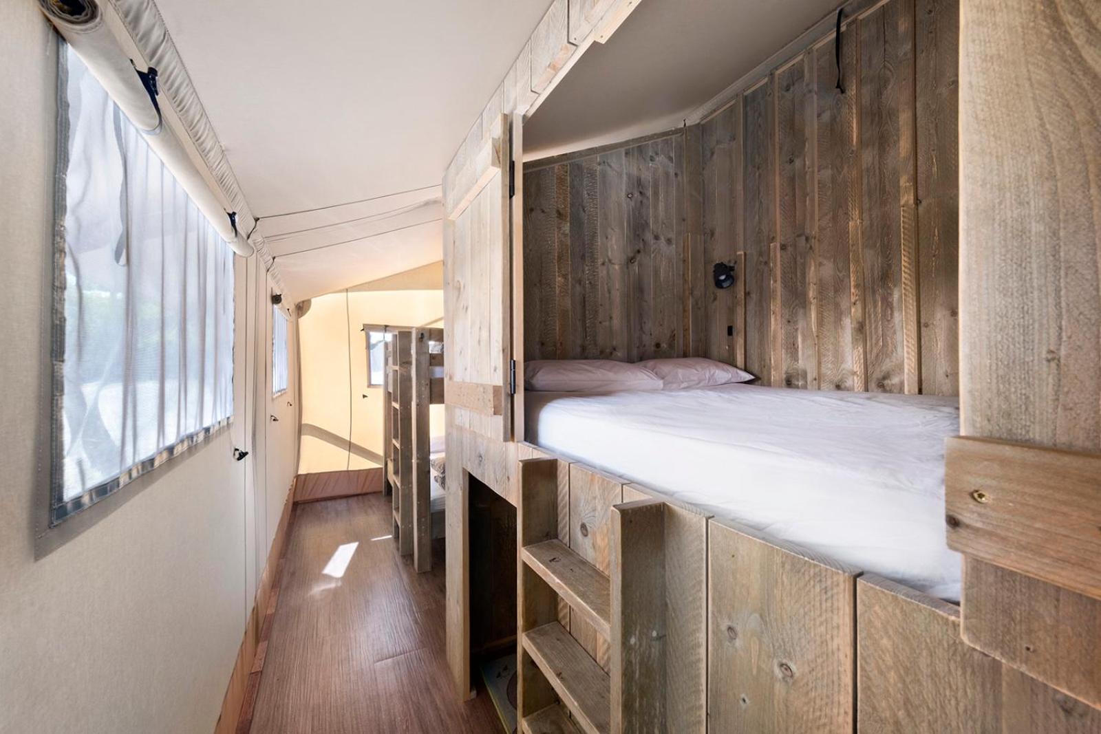Scamander Sanctuary Holiday Park ภายนอก รูปภาพ